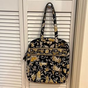 Vera Bradley Purse in great condition